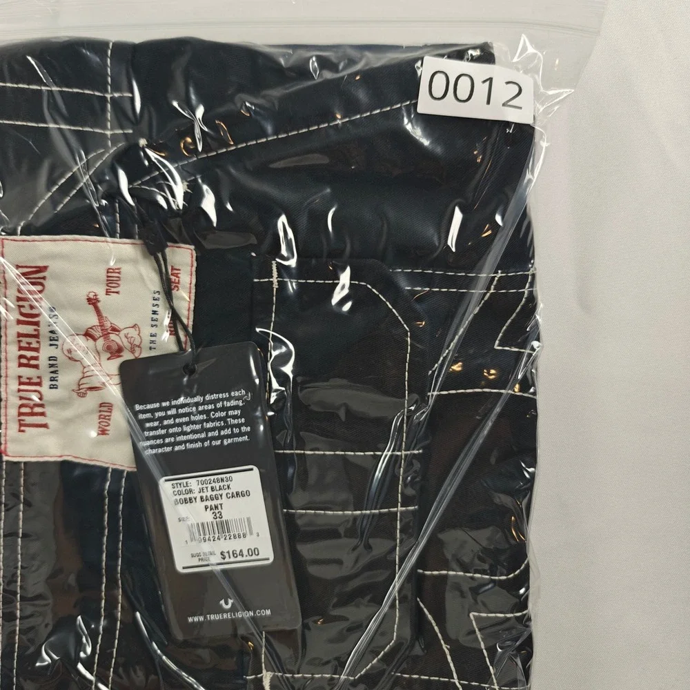 NWT 33 True Religion Mens Bobby Baggy Cargo Pant Jet Black WhiteStitch 700248N30
